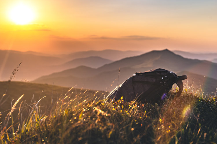 Bio Berg Shirts, Hoodies und mehr fürs Wandern, die Berge und Bergfreunde. Nachhaltiges Berg Geschenk für die Bergtour, Bergsteiger und Bergliebhaber. Personalisierte Berg Geschenke, Wander Geschenke und Geschenkideen für Bergsteiger, Wanderer und Bergfreunde. Bio Berg T-Shirt Herren und Berg T-Shirt Damen mit tollen Berg Motiven hier bestellen.