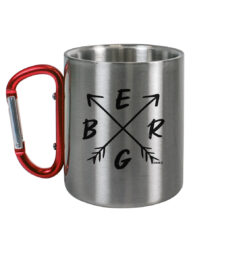 Berg Karabinertasse fürs Wandern, die Berge und Bergfreunde. Ein tolles Berg Geschenk für die Bergtour, Bergfans und Bergliebhaber. Nachhaltige Berg Geschenke und Berg Tassen hier bestellen.