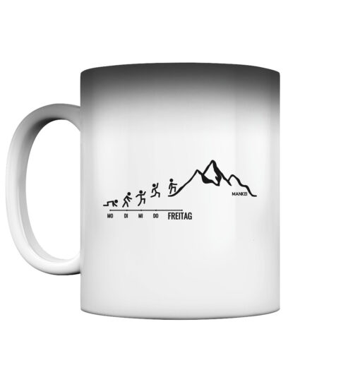 Endlich Freitag Wandern Zaubertasse. Berg Tasse aus Porzellan für Bergsteiger, die Berge und Bergfreunde. Ein tolles Berg Geschenk für die Bergtour, Bergfans und Bergliebhaber. Nachhaltige Berg Geschenke und Berg Tassen hier bestellen.