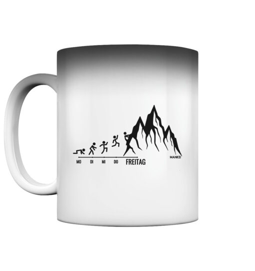 Endlich Freitag Klettern Zaubertasse. Berg Tasse aus Porzellan für Bergsteiger, die Berge und Bergfreunde. Ein tolles Berg Geschenk für die Bergtour, Bergfans und Bergliebhaber. Nachhaltige Berg Geschenke und Berg Tassen hier bestellen.