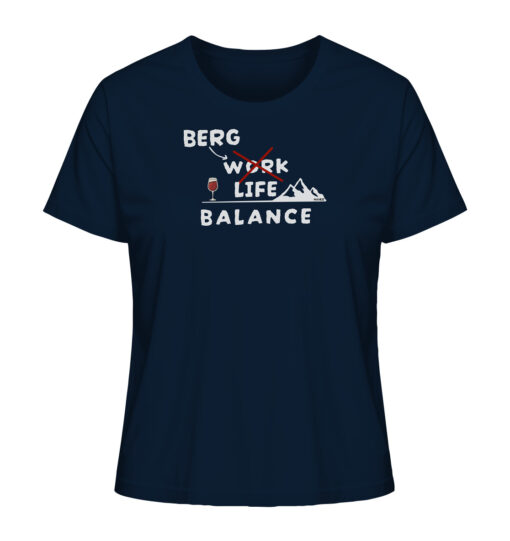 Navyblaues Bio Berg Life Balance Damen Shirt fürs Wandern, die Berge und Bergfreunde. Ein tolles Berg Geschenk für die Bergtour, Bergfans und Bergliebhaber. Nachhaltige Berg Geschenke und Berg T-Shirts hier bestellen.