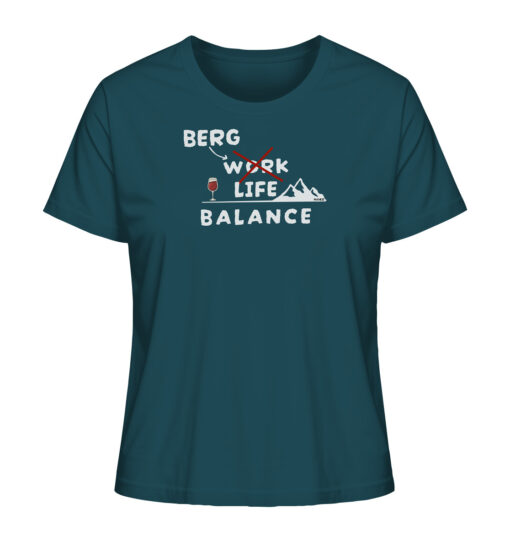 Blaues Bio Berg Life Balance Damen Shirt fürs Wandern, die Berge und Bergfreunde. Ein tolles Berg Geschenk für die Bergtour, Bergfans und Bergliebhaber. Nachhaltige Berg Geschenke und Berg T-Shirts hier bestellen.