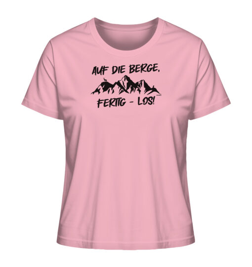 Rosafarbenes Bio Auf die Berge Damen Shirt fürs Wandern, die Berge und Bergfreunde. Ein tolles Berg Geschenk für die Bergtour, Bergfans und Bergliebhaber. Nachhaltige Berg Geschenke und Berg T-Shirts hier bestellen.